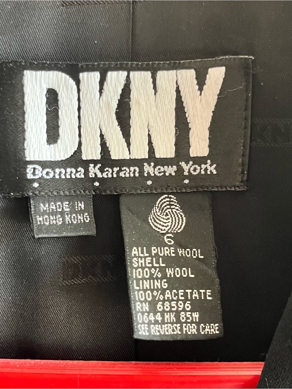 DKNY Donna Karan Black Wool Double-Breasted Blazer – Size 6 - Picture 6 of 9